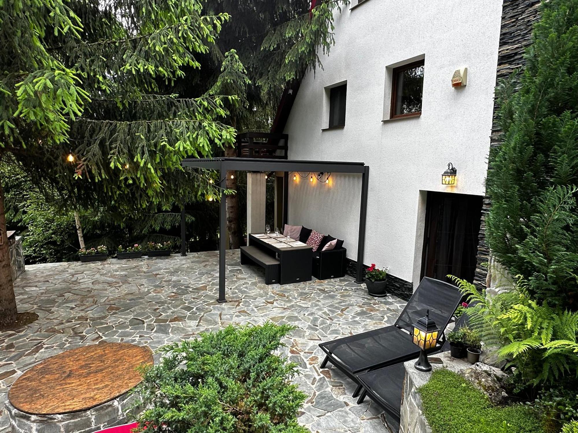 Mountain Chalet - Cabana La Muntele Baisorii Muntele Cacovei  Ngoại thất bức ảnh