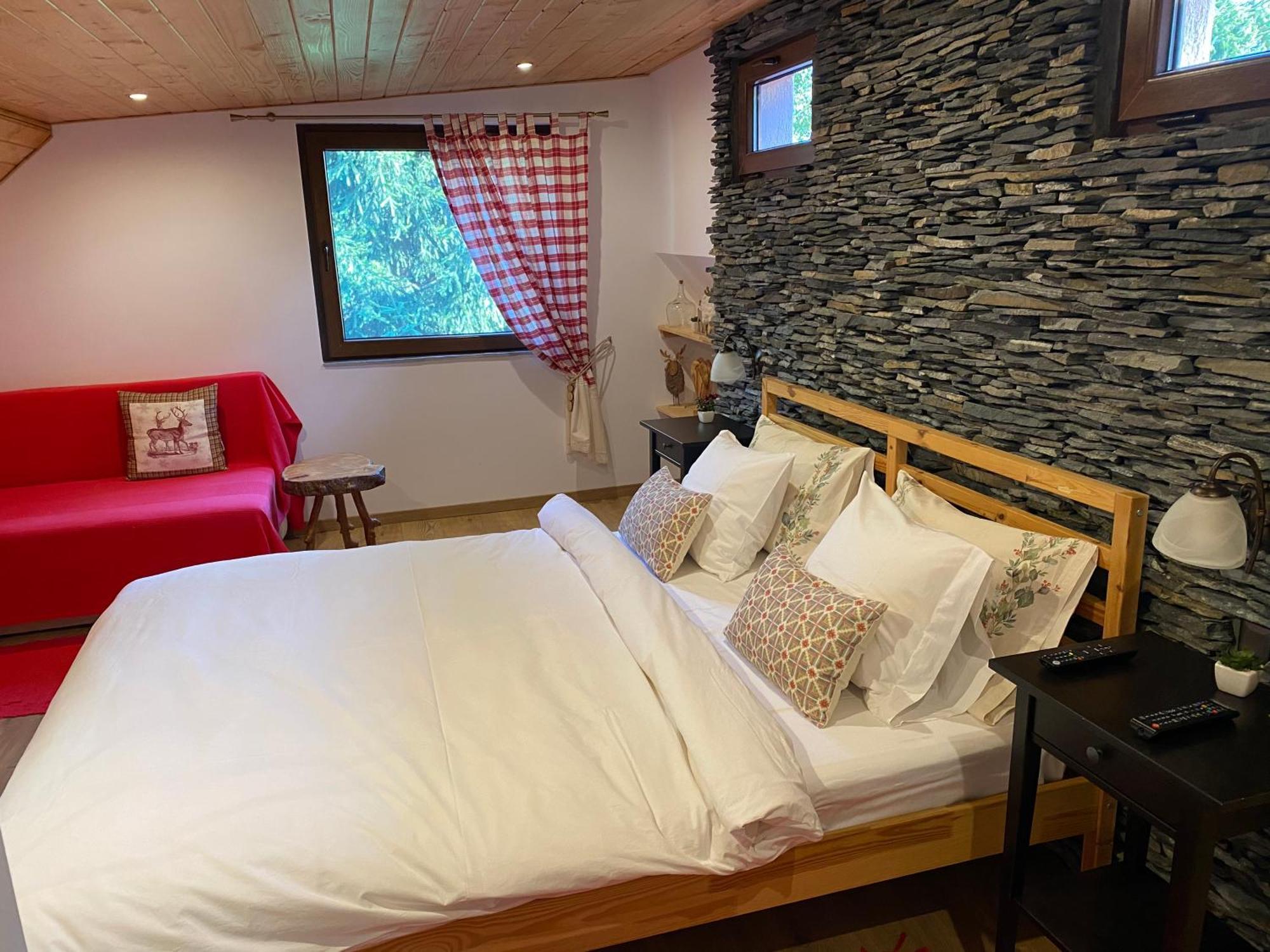 Mountain Chalet - Cabana La Muntele Baisorii Muntele Cacovei  Ngoại thất bức ảnh