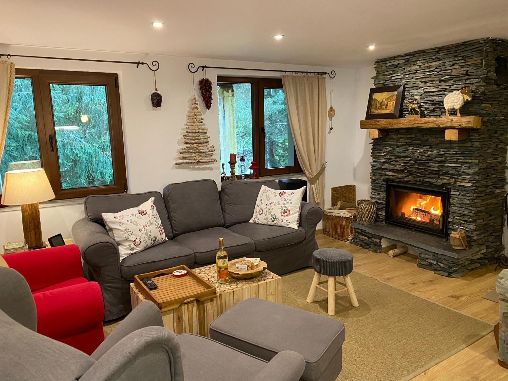 Mountain Chalet - Cabana La Muntele Baisorii Muntele Cacovei  Ngoại thất bức ảnh